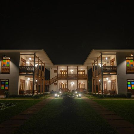 Lanna Ban Hotel Puerto Viejo de Talamanca Luaran gambar